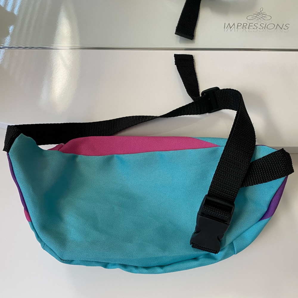 90s Retro Disneyland bag - Picture 2 of 2